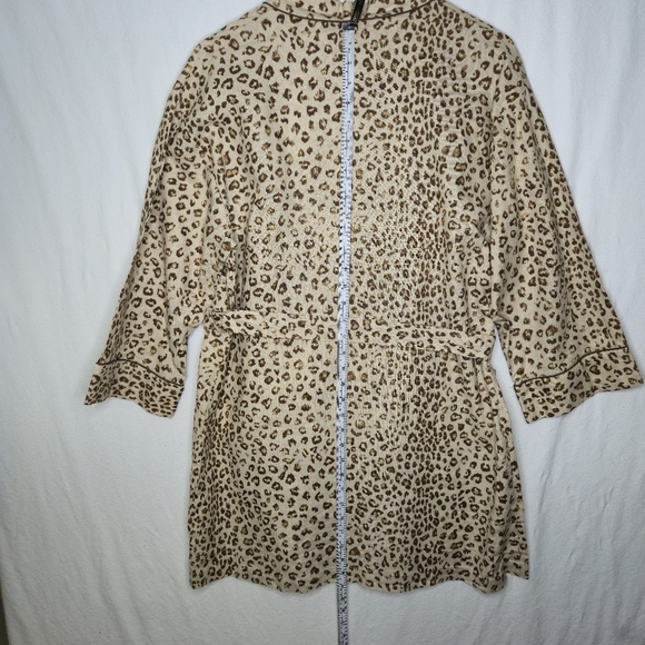 Lauren Ralph Lauren Ladies Robe With Cheetah Animal Print Self Tie  Size Small - Picture 2 of 9